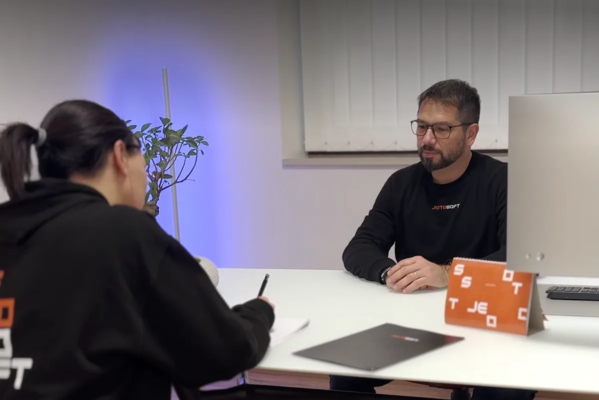 Jestosoft: creative concept Progettazione e concept Jestosoft